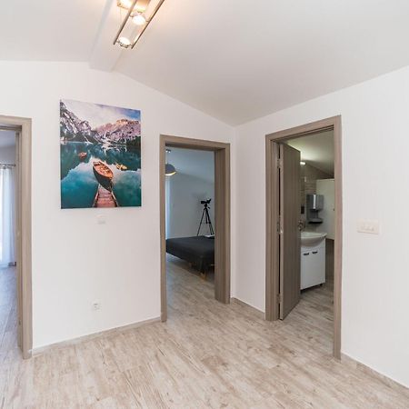 Vila Zara Nin Extérieur photo