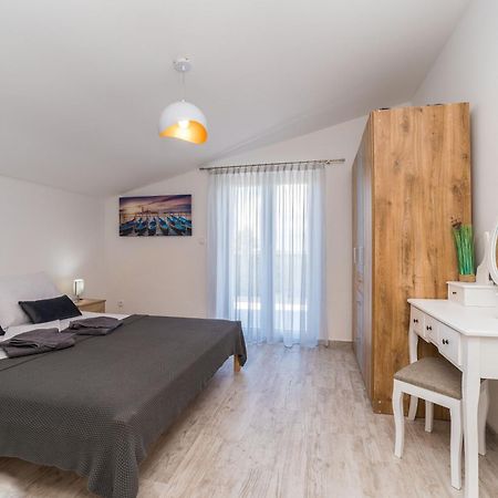 Vila Zara Nin Extérieur photo