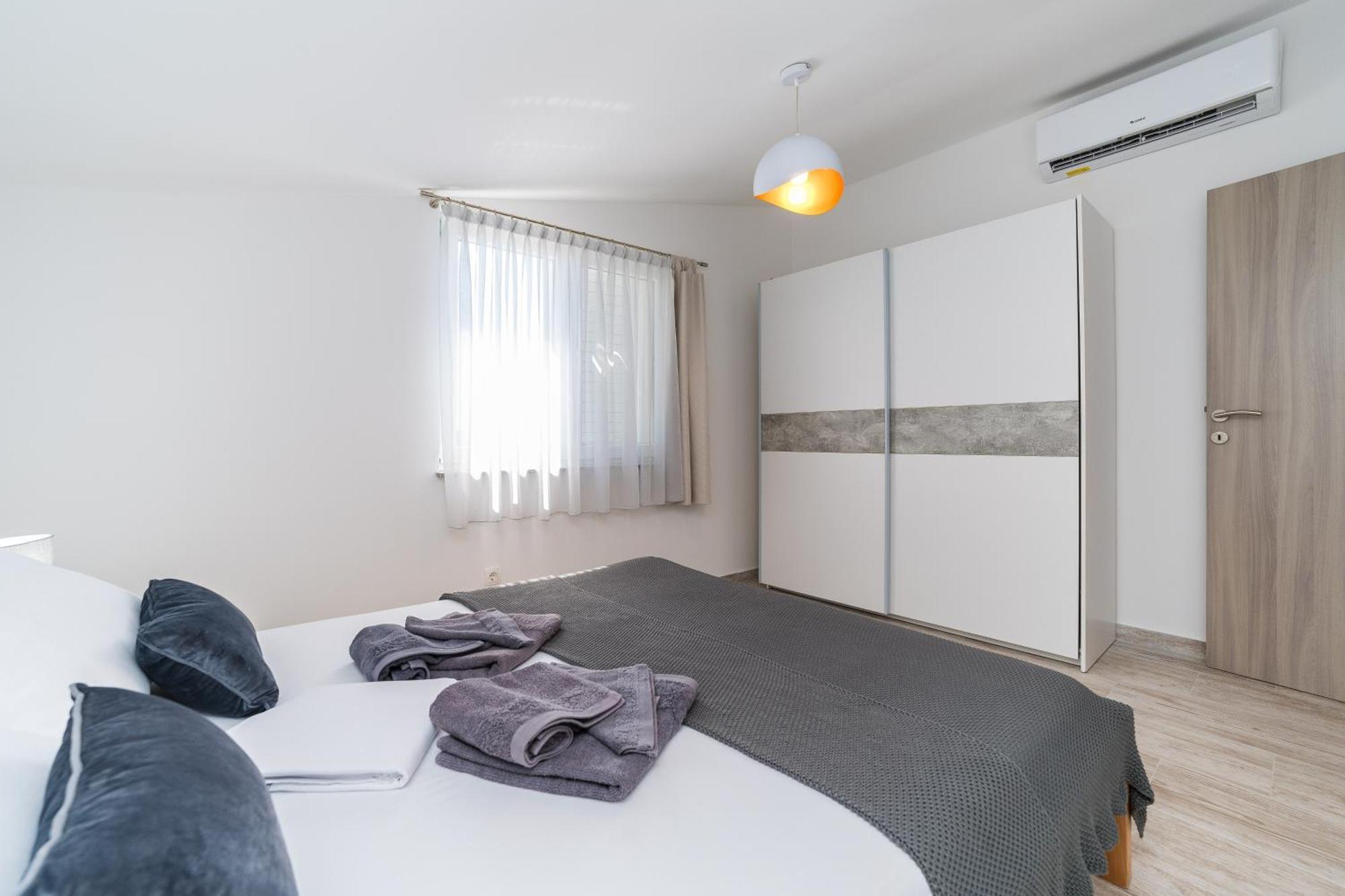 Vila Zara Nin Extérieur photo