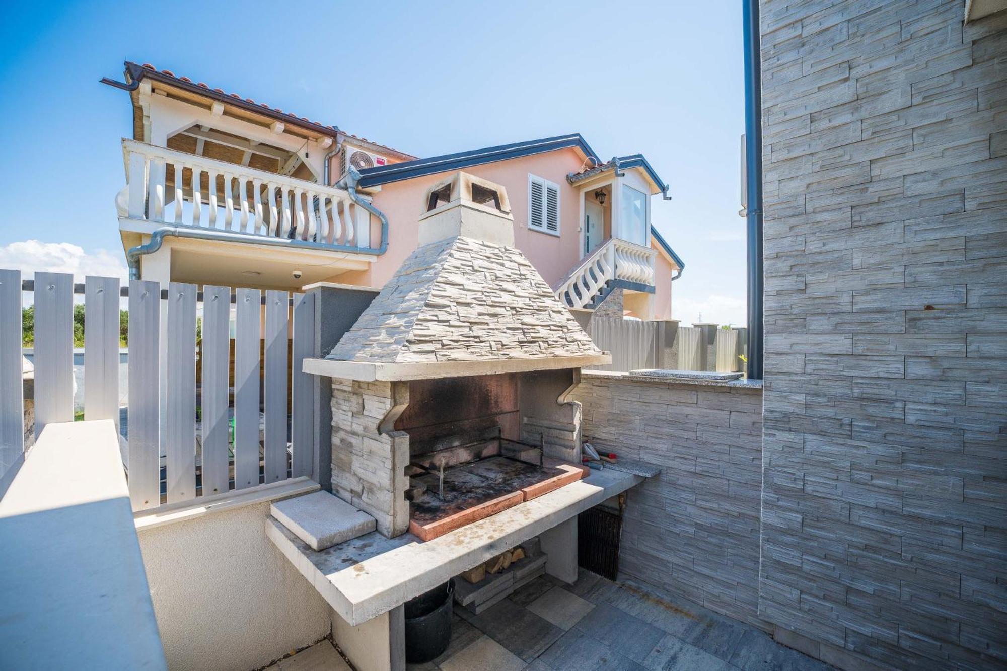 Vila Zara Nin Extérieur photo
